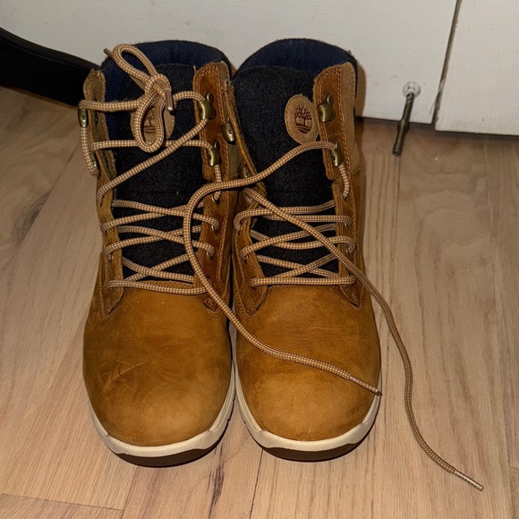 Timberland Other - Timberland Tan Leather Lace-Up Boots